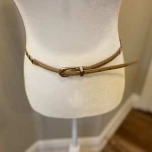 Rare find! Cream leather/Silver  Brighton belt